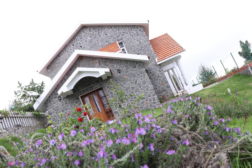 Adhithya Holidays Kodaikanal Buitenkant foto