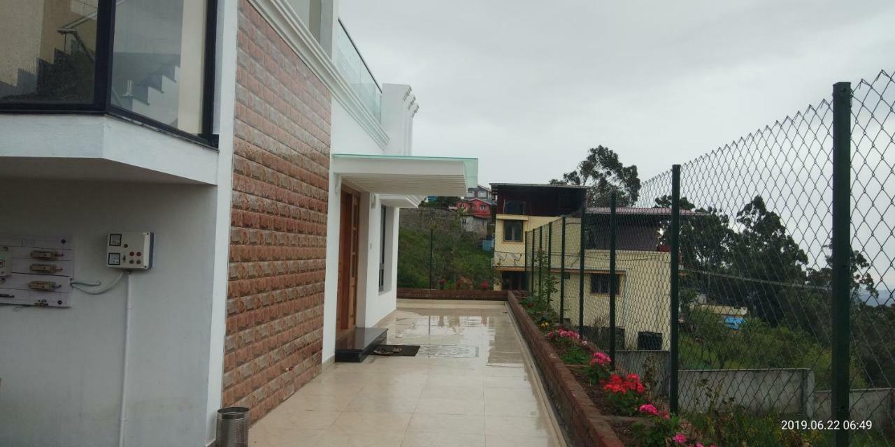 Adhithya Holidays Kodaikanal Buitenkant foto