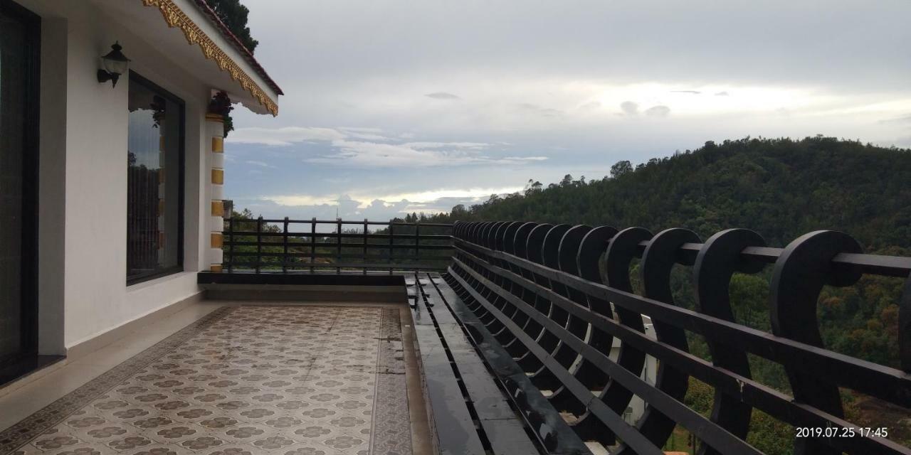 Adhithya Holidays Kodaikanal Buitenkant foto