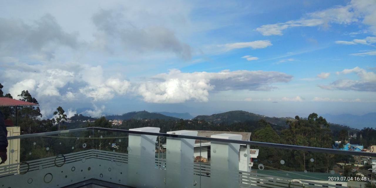 Adhithya Holidays Kodaikanal Buitenkant foto